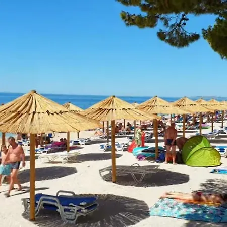 Sunny House With Pool Prázdninový dům