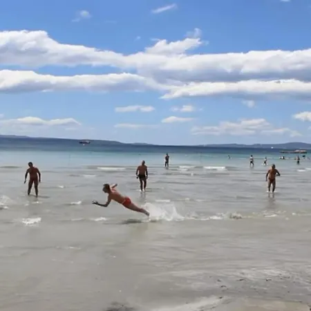 Prázdninový dům Sunny House With Pool Kaštela