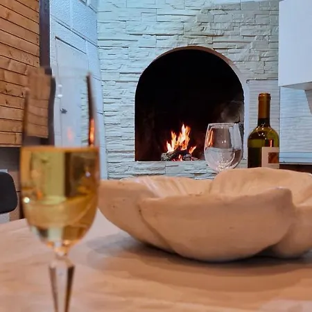 Sunny House With Pool Kaštela